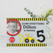 Bouwgebouw jongens verjaardagsfeestje uitnodigen kaart (Staand voorkant)