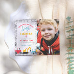 Bouwproject Foto Boy Birthday Budget Briefkaart<br><div class="desc">Viel de speciale dag van je kleine met deze moderne bouwvrachtwagen verjaardagsuitnodiging! Een leuke, budgetvriendelijke uitnodiging voor een verjaardagsfeestje voor de bouw! Dit ontwerp bevat een afbeelding van de verjaardagsjongen en drie bouwvoertuigen: een tractor, een graafmachine en een cementtruck langs de bodem van de kaart. De uitnodiging luidt "Stop het...</div>