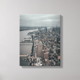 Bouwterrein in de buurt van het waterlichaam overd canvas afdruk