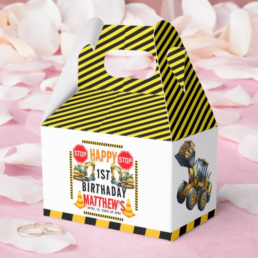 Bouwvuilniswagen 1e verjaardagsfeest bedankdoosjes (Huwelijk)