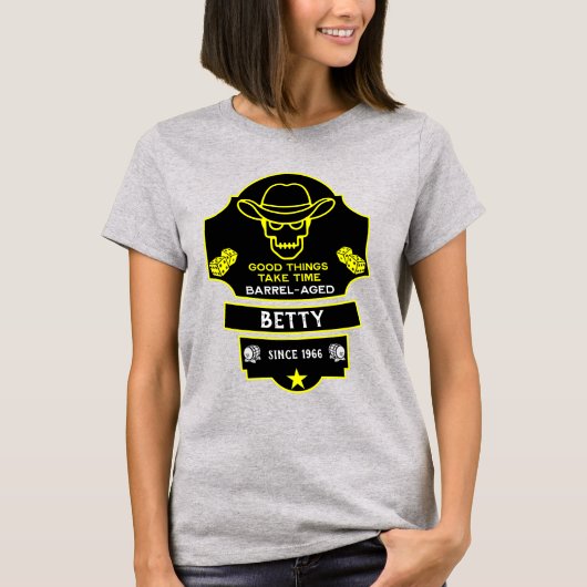 Boven de heuvel wordt het oud t-shirt (Voorkant)