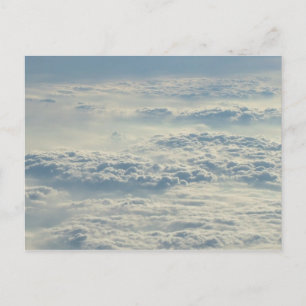 Boven het aangepaste briefkaart Clouds