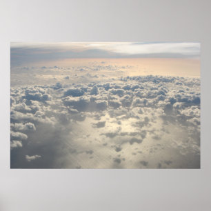 Boven het plafond poster