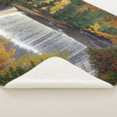 Bovenkant Tahquamenon Herfsten sherpa blanket Sherpa Deken (3/4)