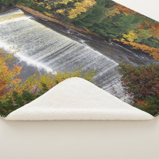 Bovenkant Tahquamenon Herfsten sherpa blanket Sherpa Deken (3/4)