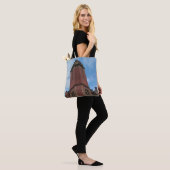 Bovenkant van het gebouw tote bag (Op model)
