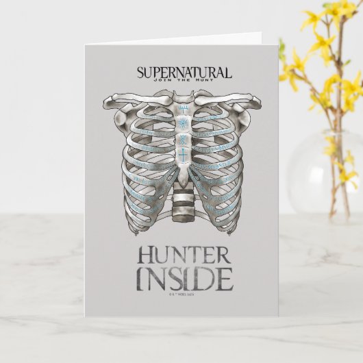 Bovennatuurlijke "Hunter Inside" Ribcage Graphic Kaart (Gele Bloem)