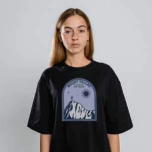 Bovenop de wereld: Wandeling Mount Tallac Lake Tah T-shirt