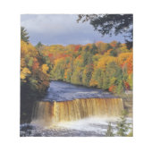 Bovenste Tahquamenon-Herfsten in UP Michigan in he Notitieblok (Voorkant)