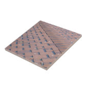 Bovenste uitzicht van bruine dakgordels met enkele tegeltje (Zijkant)