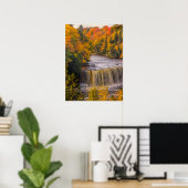 Bovenste waterval met herfstkleuren poster (Thuiskantoor)