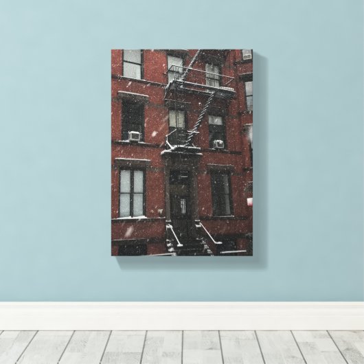 Bovenste westkant Brownstone Fire Escape NYC Snow Canvas Afdruk (Insitu (Houten vloer))