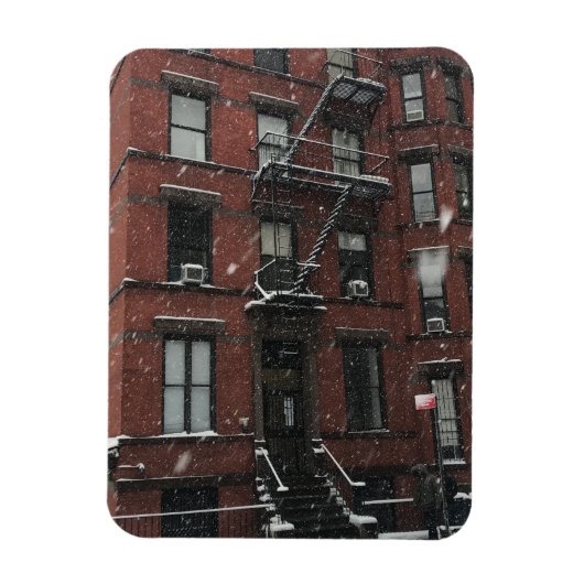 Bovenste westkant Brownstone Fire Escape NYC Snow Magneet (Verticaal)