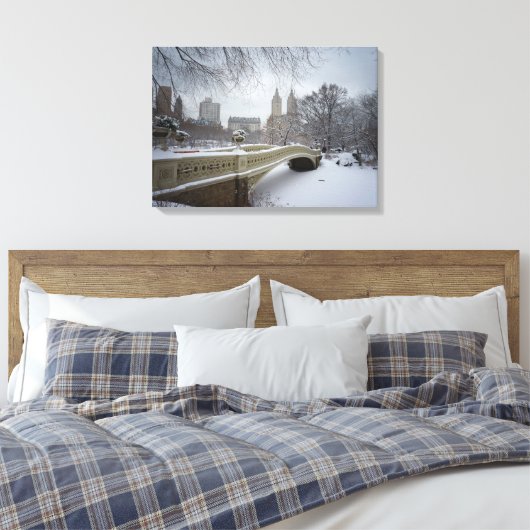 Bow Bridge - Central Park Winter Canvas Afdruk (Insitu (Slaapkamer))