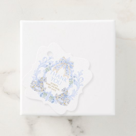 Bow Floral Crest Rustiek Blauw Jongen Baby shower Bedankjes Labels (In situ)