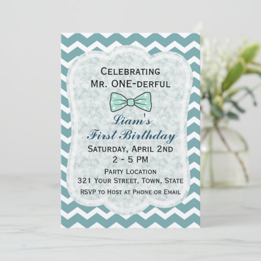Bow Stropdas 1e verjaardag Uitnodiging (Staand voorkant)