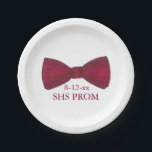 Bow Stropdas Bowtie Formele Prom Wedding Aangepast Papieren Bordje<br><div class="desc">Voorziet een originele markeringsillustratie van een stropdas van de Bourgognige boog. Ideaal voor bruiloften, verlovingen, proms, verjaardagen en andere feestelijkheden. Eenvoudig personaliseer met uw gebeurtenisinformatie. Overeenkomende servetten beschikbaar. De ontwerper is beschikbaar aan creëer en uploadt douaneontwerpen om de kleuren en de thema's van uw bruiloft aan te passen of gebeurtenis-klik...</div>