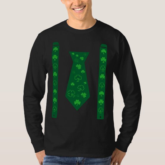 Bow Tie & Suspenders Cool Irish St Patricks Day Me T-shirt (Voorkant)