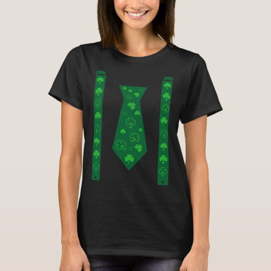 Bow Tie & Suspenders Cool Irish St Patricks Day Me T-shirt (Voorkant)