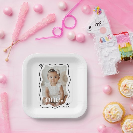 Bow Wavy Border Foto 1e verjaardag Papieren Bordje (Feest)