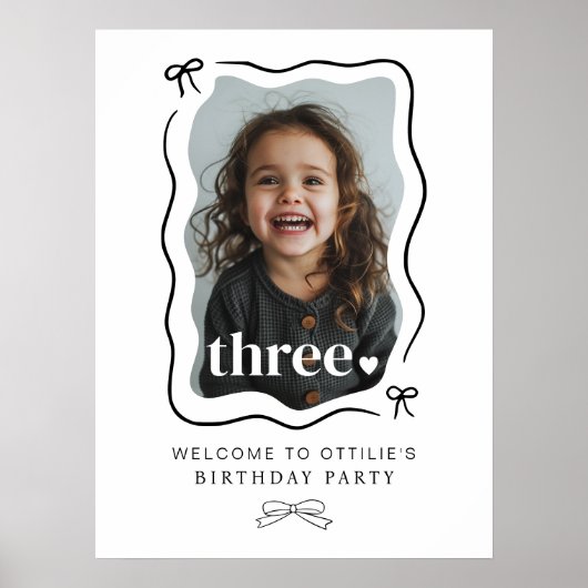 Bow Wavy Border Foto 3e Verjaardag Welkom Sign Poster (Voorkant)