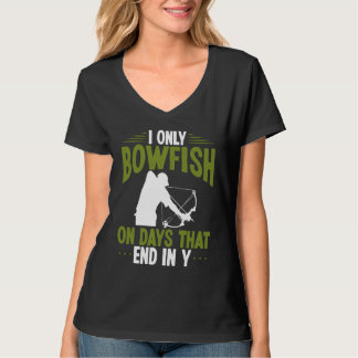 Bowfisher on days end in y Bowfishing Bowhunter Fi T-shirt
