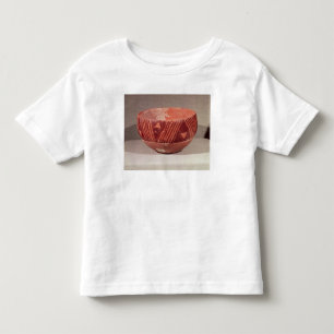 Bowl met driehoekig patroon uit Banpu, Kinder Shirts