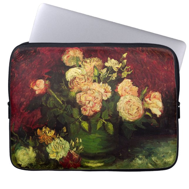 Bowl met volken en Rozen van Vincent van Gogh Laptop Sleeve (Voorkant)