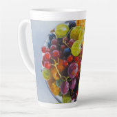 Bowl of Berries - Hyperrealistische Fruit Stilleve Latte Mok (Linkerhoek)