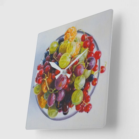 Bowl of Berries - Hyperrealistische Fruit Stilleve Vierkante Klok (Hoek)