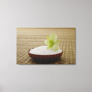 Bowl rijst met een bloem op een tatami-mat canvas afdruk