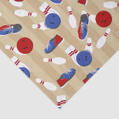 Bowling bal, spelden en schoenen met patronen tissuepapier (Detail)