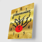 Bowling ball en spelden met het woord STRIKEOLOGIS Vierkante Klok (Hoek)