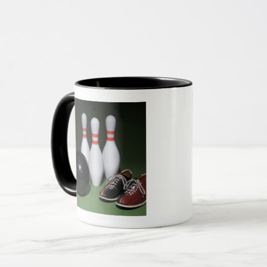 Bowling Ball Mok (Voorkant links)