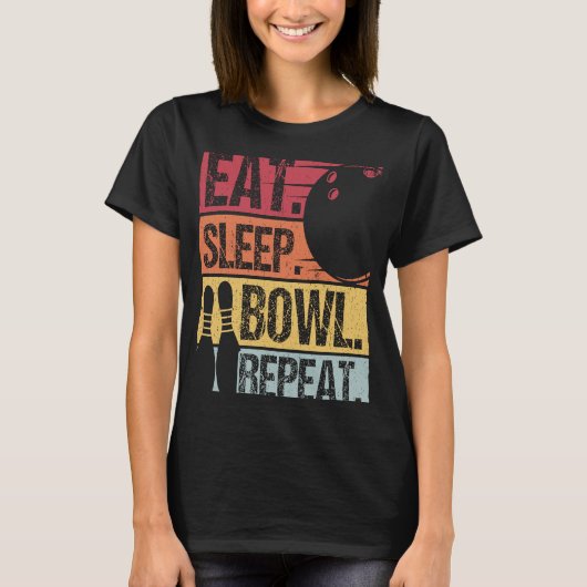 Bowling Ball Pin Bowler Strike Team Bowling Alley  T-shirt (Voorkant)