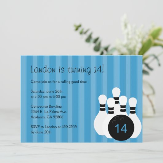 Bowling Birthday Party Invitation - Roze Kaart (Staand voorkant)