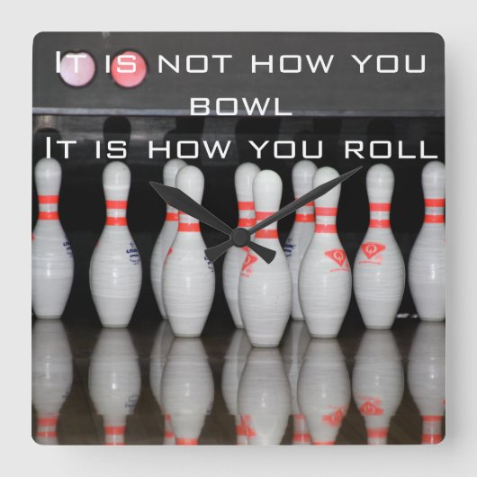Bowling Clock Vierkante Klok (Voorkant)