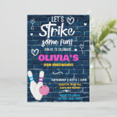 Bowling, laten we een leuke verjaardagsuitnodiging kaart (Staand voorkant)