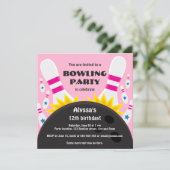 Bowling party-uitnodiging met bowlingbal, roze kaart (Staand voorkant)