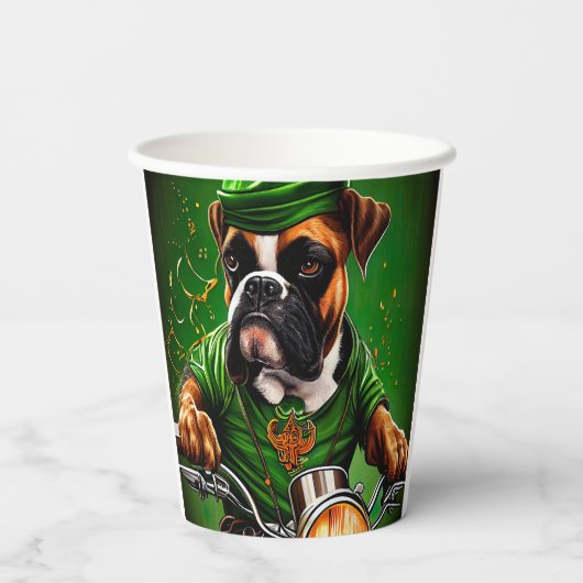 Boxer Dog Driving Bike St. Patrick's Day Papieren Bekers (Achterkant)