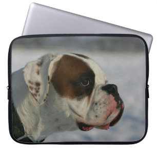 Boxer Dog in de sneeuw Laptop Sleeve