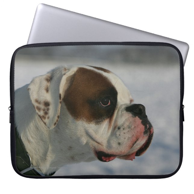 Boxer Dog in de sneeuw Laptop Sleeve (Voorkant)