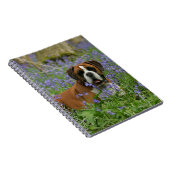 Boxer Laying in Bluebells Notitieboek (Rechterzijde)