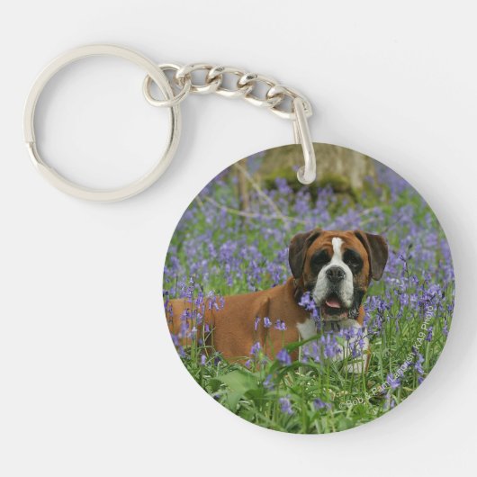Boxer Laying in Bluebells Sleutelhanger (Voorkant)