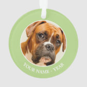 Boxer puppy op ivoorcrème achtergrond. ornament (achterkant)