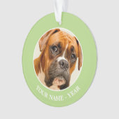 Boxer puppy op ivoorcrème achtergrond. ornament (voorkant)