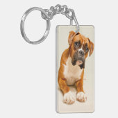 Boxer puppy op ivoorcrème achtergrond. sleutelhanger (Voorkant Links)