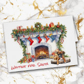 Boxer Puppy Wachten op Kerstmis Open haard