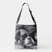 Boxerhond op vensterbank cbbcna crossbody tas (Achterkant)