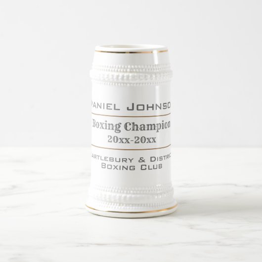 Boxing Champion Bierpul (Center)